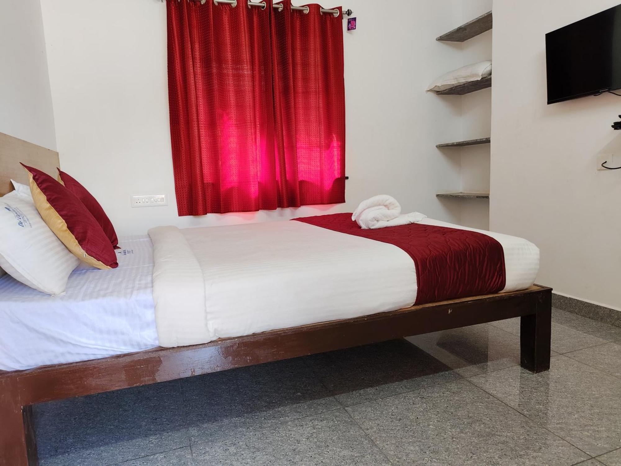 De' Capital Hotel Пондичерри Экстерьер фото